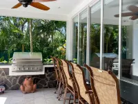 Beachfront Luxury Villa with Private Pool Hotel a Esterillos Este