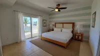 "Endless Sunsets" Ocean View Villa 2 Bedroom / 2 Bath のホテル