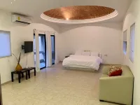 Private House, Pool, Roof Lounge, Cenote & on the 1st hole of the Golf Course