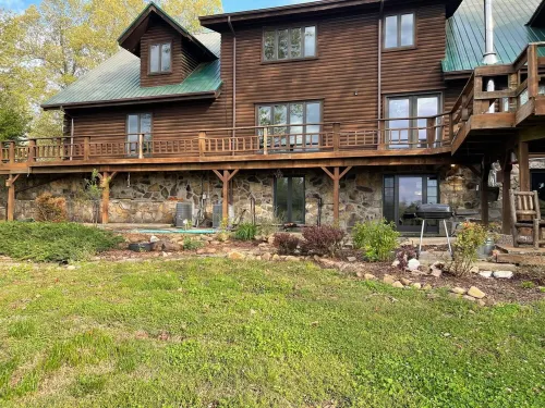 Escape to your mountain retreat, minutes from Buffalo National River