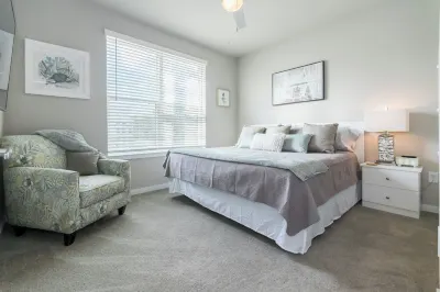 Perfect Quiet King Suite near Mayo