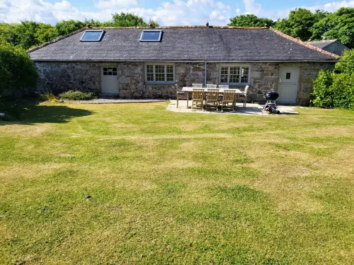 4 bedroom barn conversion on smallholding with alpacas, goats and pigs