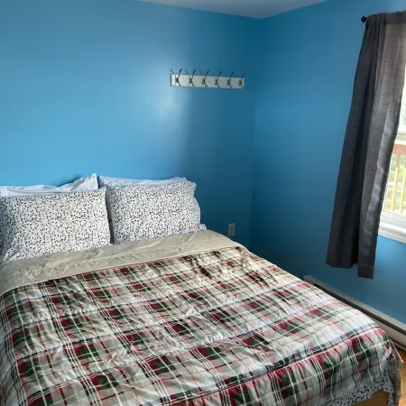 (Meat Cove)Hines Ocean View Lodge
