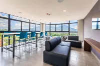 Brand New Lux Condo in Avitat