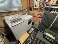 Modern 2 bedroom basement suite