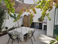 Mirasierra House Hotels in Bedmar