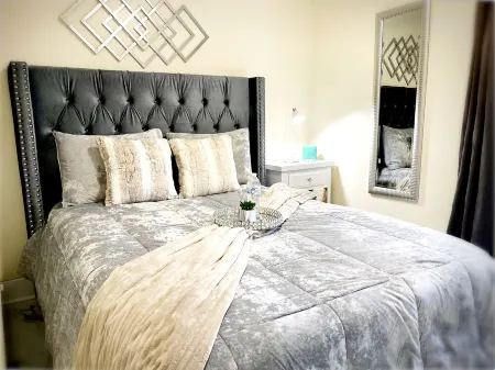 Quiet place to relax / Ultra Fast FREE Wi-Fi 3. Min Downtown Utica New Hospital