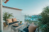 COZIEST 2 BEDROOM LOFT WITH PRIVATE BEACH AT CAP CANA