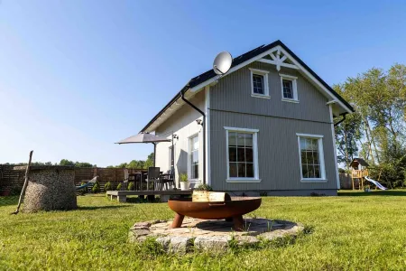 Przytulny Drewniany Domek Отели в г. Нове-Варпно