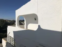 Modern, quietly located vacation apartment with sea view + close to the beach, fully air-conditioned