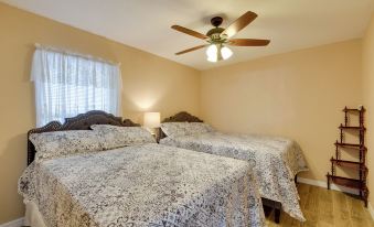 Spacious Bradenton Duplex, 10 Mi to Coquina Beach!