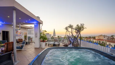 Mesogios House Suites in Larnaca