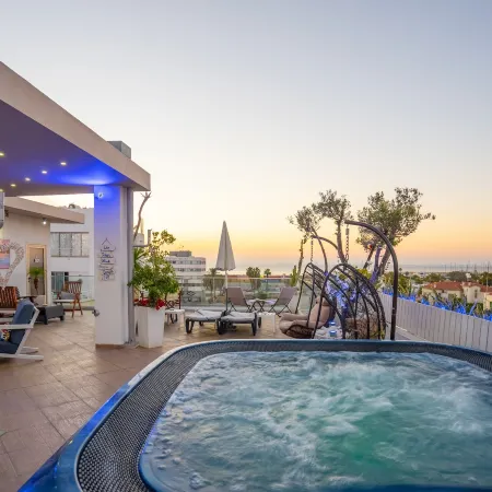 Mesogios House Suites