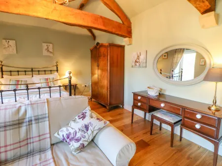 The Cartshed, Sedbury Park Farm