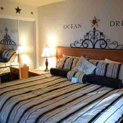 The Landing at Newport Condominium Hotel Rooms