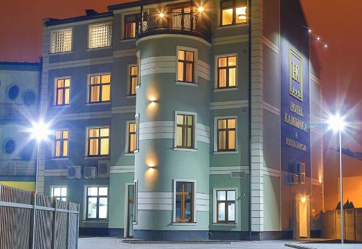 2. 호텔 카미에니차..