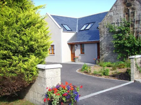 Chapel of Barras Farm Bed & Breakfast