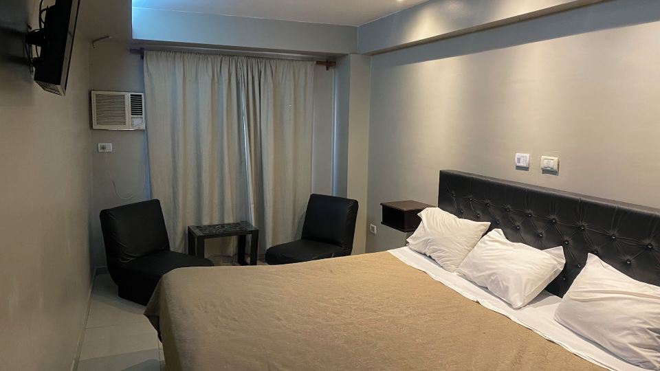 Lorenzo Suites Hotel