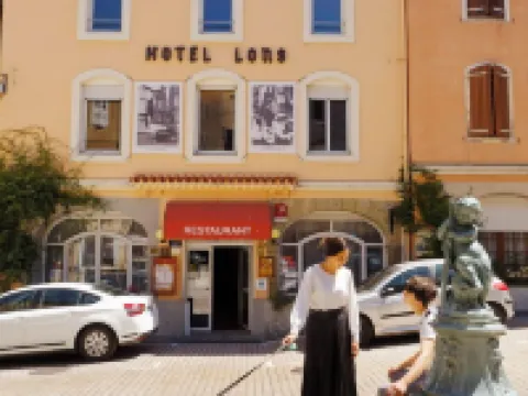 Hôtel le Lons フォアのホテル