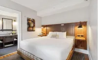 Western Front Hotel - С баром