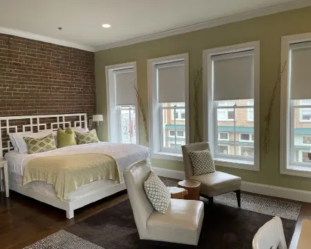 Suites at 249 Hotels in Culpeper