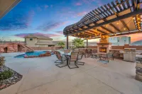 Zion Reunion Poolhouse Home - Swimmingpools