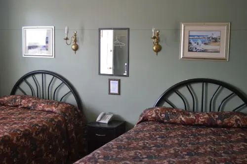 Modern Motel