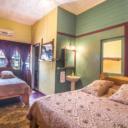 Casa Antigua Hotel