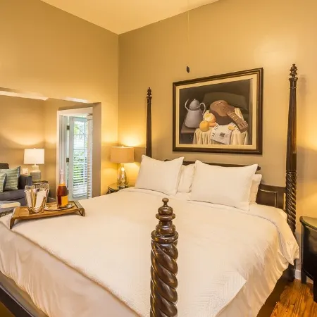 L'Habitation Guesthouse- Adult Exclusive