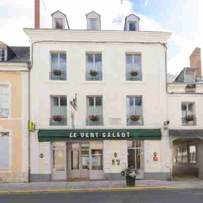 Logis Hôtel le Vert Galant Hotel Exterior