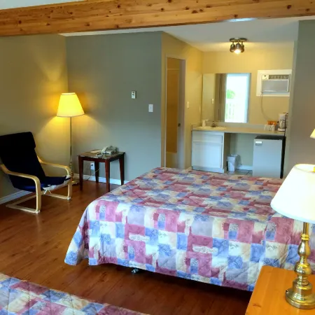 Golden Sands Resort Motel
