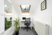 Liquorice Suite - parking
