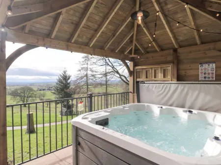 Ghyll Crest Отели в г. Нетер Силтон