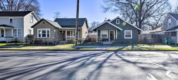 Centrally Located House in Chico w/ Gas Grill Hotels in Chico