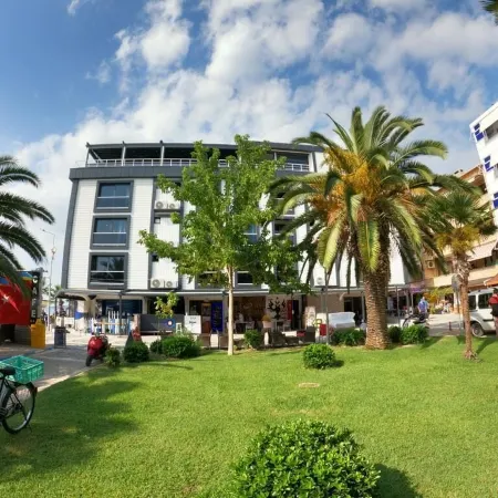 Extravagant Hotel Avsa