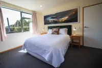 Goldfield Suites Hotels near Shantytown Heritage Park