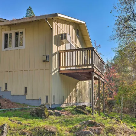 River Pines Wine Country Escape w/ Hot Tub!