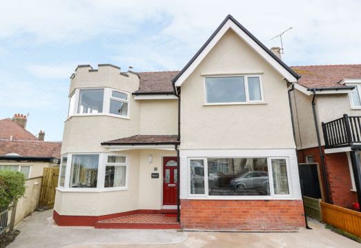 로마 코티지 외관 또는 정원 전망