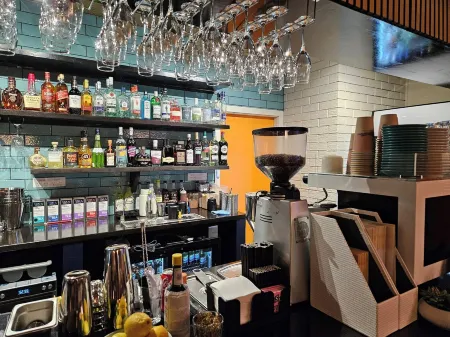 Cosmo Motel Adamstown Отели в г. Адамстаун