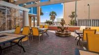 Best Western Ocean Sands Beach Resort Hotel di North Myrtle Beach