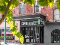 西摩甘比青年旅館 鄰近加拿大廣場的酒店
