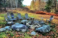 Secluded Home w/ Fire Pit, 8 Mi to Cannon Mountain - Wi-Fi