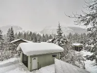 Cabin w/ Hot Tub & Views: 1 Mile to Alyeska Resort Hotels near Bear Cub