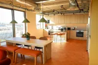 Niche Living Ballsbridge Hoteles en Sandyford