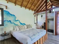Catalina's Hideaway Hotels in Sona