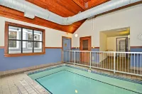 Quality Inn Homestead Park - Pools