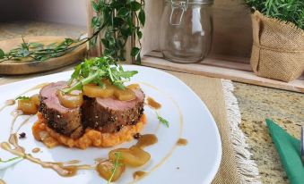 Forró Fogadó & Bauer Bistro