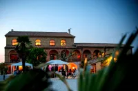 Mas d'Asvin Hotels in Saint-Christol-les-Ales