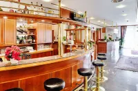 Trans World Hotel Columbus Hotels in Karlstein Am Main