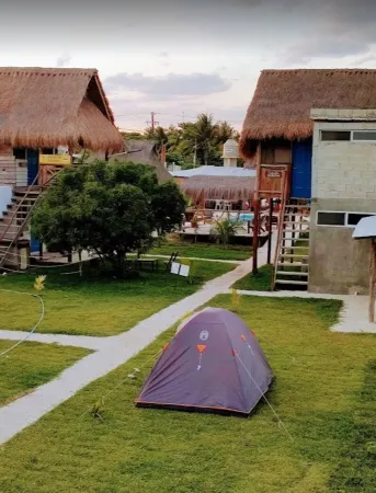 Camping y Cabañas Chelem Отели в г. Челем